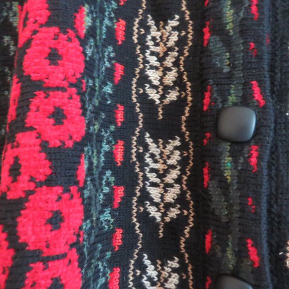 VINTAGE Maureen Goldie Scotland 100% Wool Black Red Poppy Knit Cardigan - Picture 3 of 16